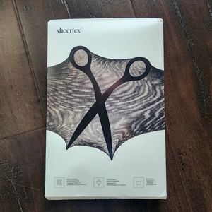 Sheertex polkadot tights